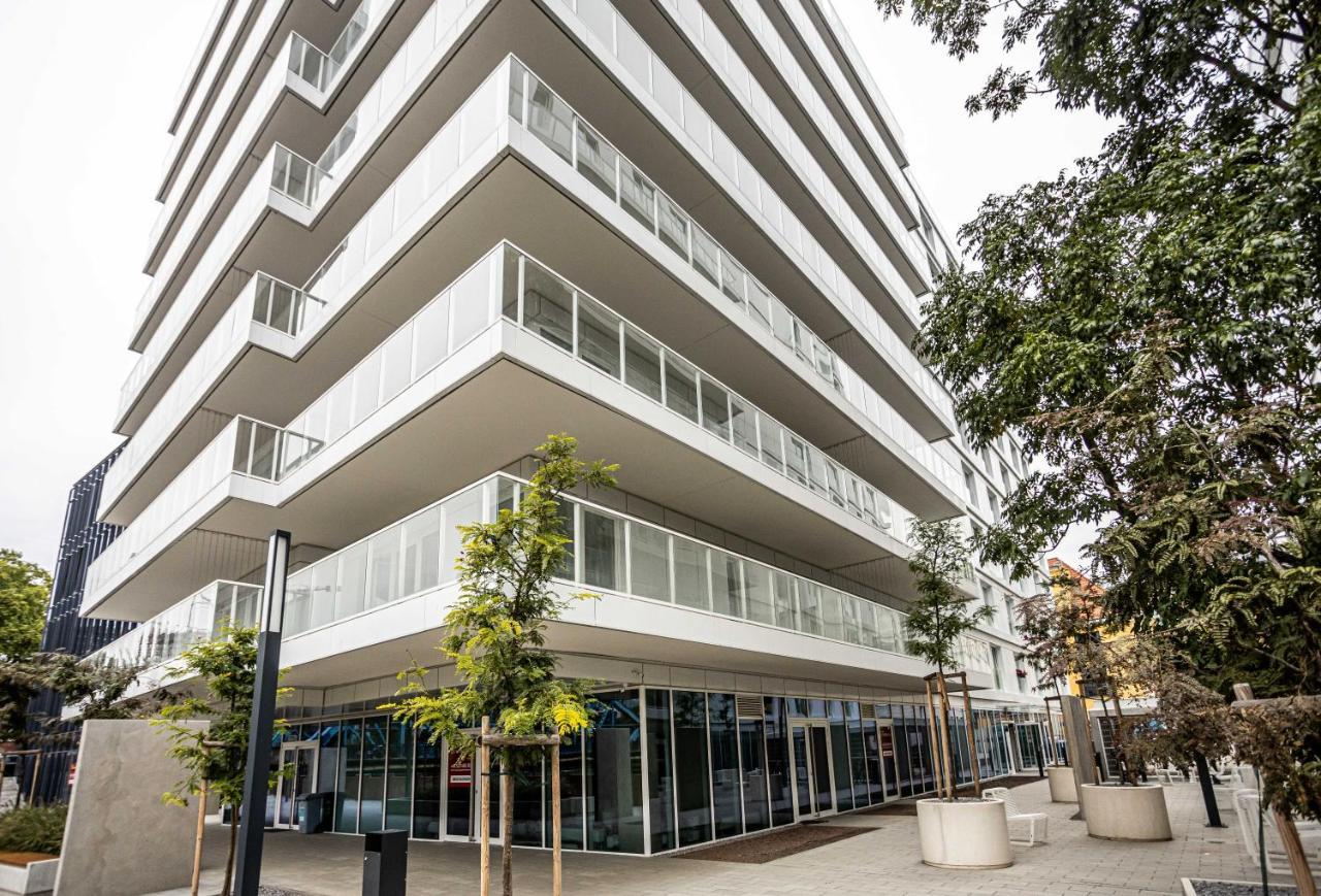 Luksus W Centrum Nad Odra Wroclaw Exterior photo